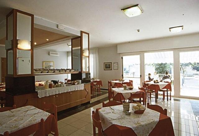 Hotel Paris Λινιάνο Σαμπιαντόρο Εξωτερικό φωτογραφία