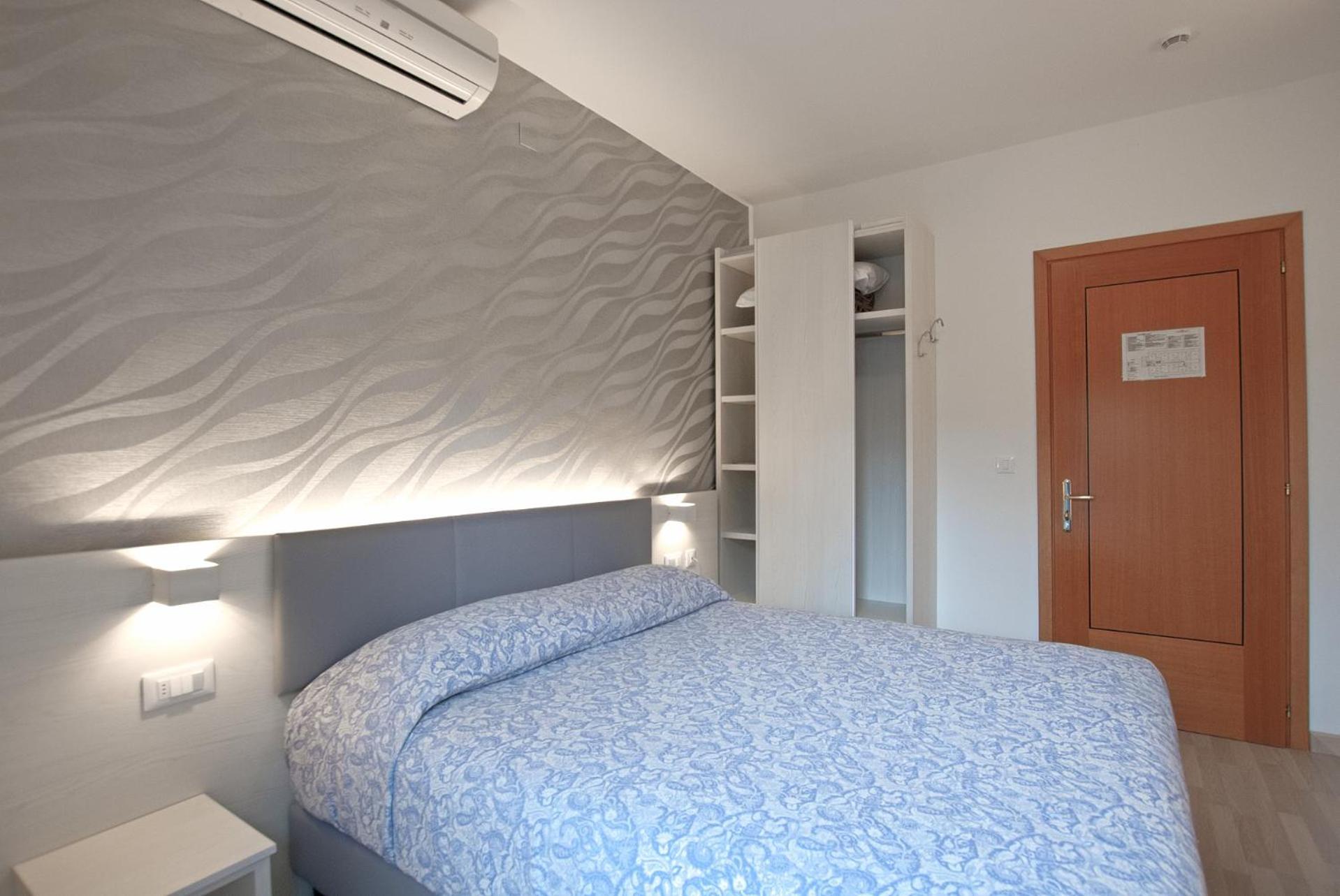 Hotel Paris Λινιάνο Σαμπιαντόρο Εξωτερικό φωτογραφία
