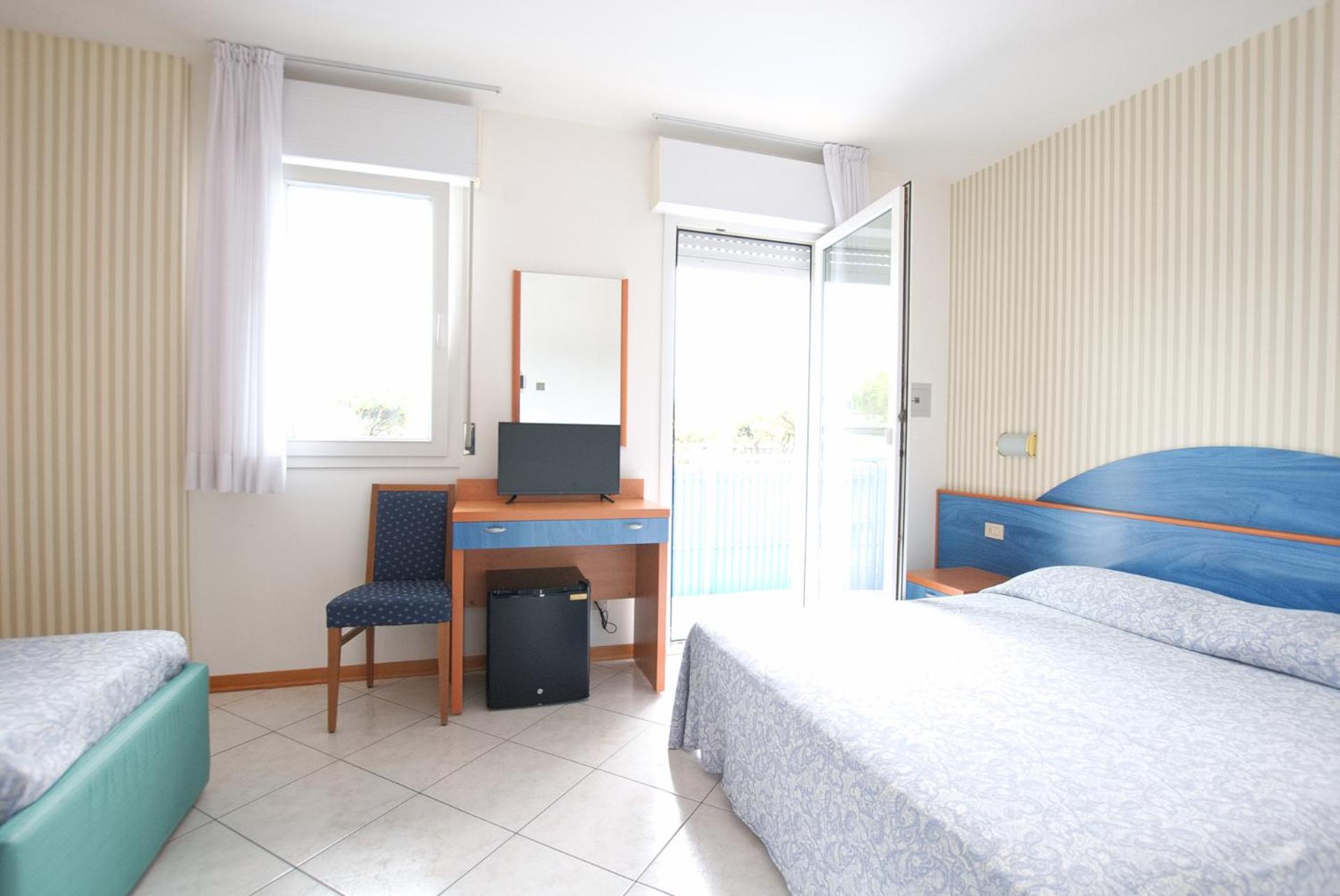 Hotel Paris Λινιάνο Σαμπιαντόρο Εξωτερικό φωτογραφία