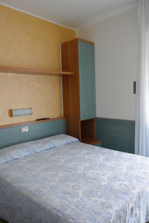 Hotel Paris Λινιάνο Σαμπιαντόρο Εξωτερικό φωτογραφία