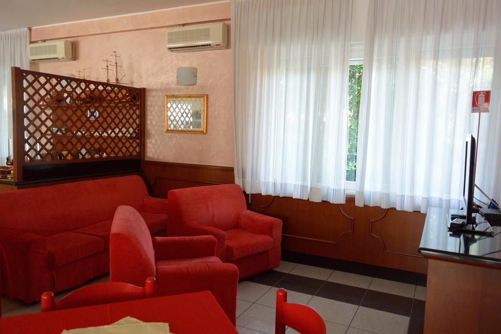 Hotel Paris Λινιάνο Σαμπιαντόρο Εξωτερικό φωτογραφία