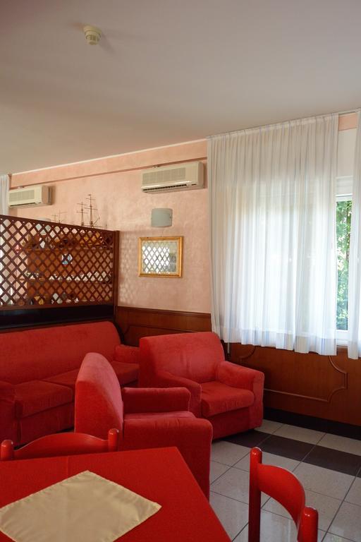 Hotel Paris Λινιάνο Σαμπιαντόρο Εξωτερικό φωτογραφία